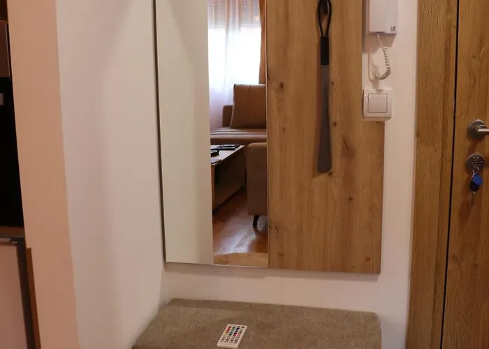 Stojadinovic 아파트 *